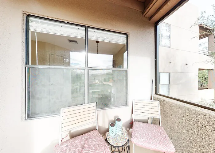 Apartment Canyon View *