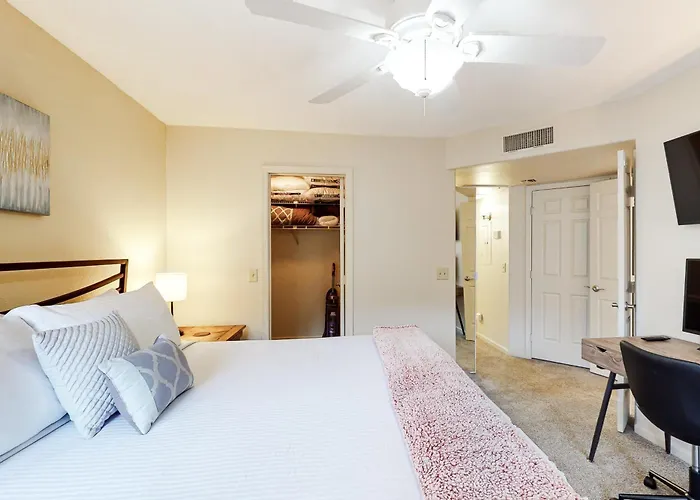 Apartment Canyon View *